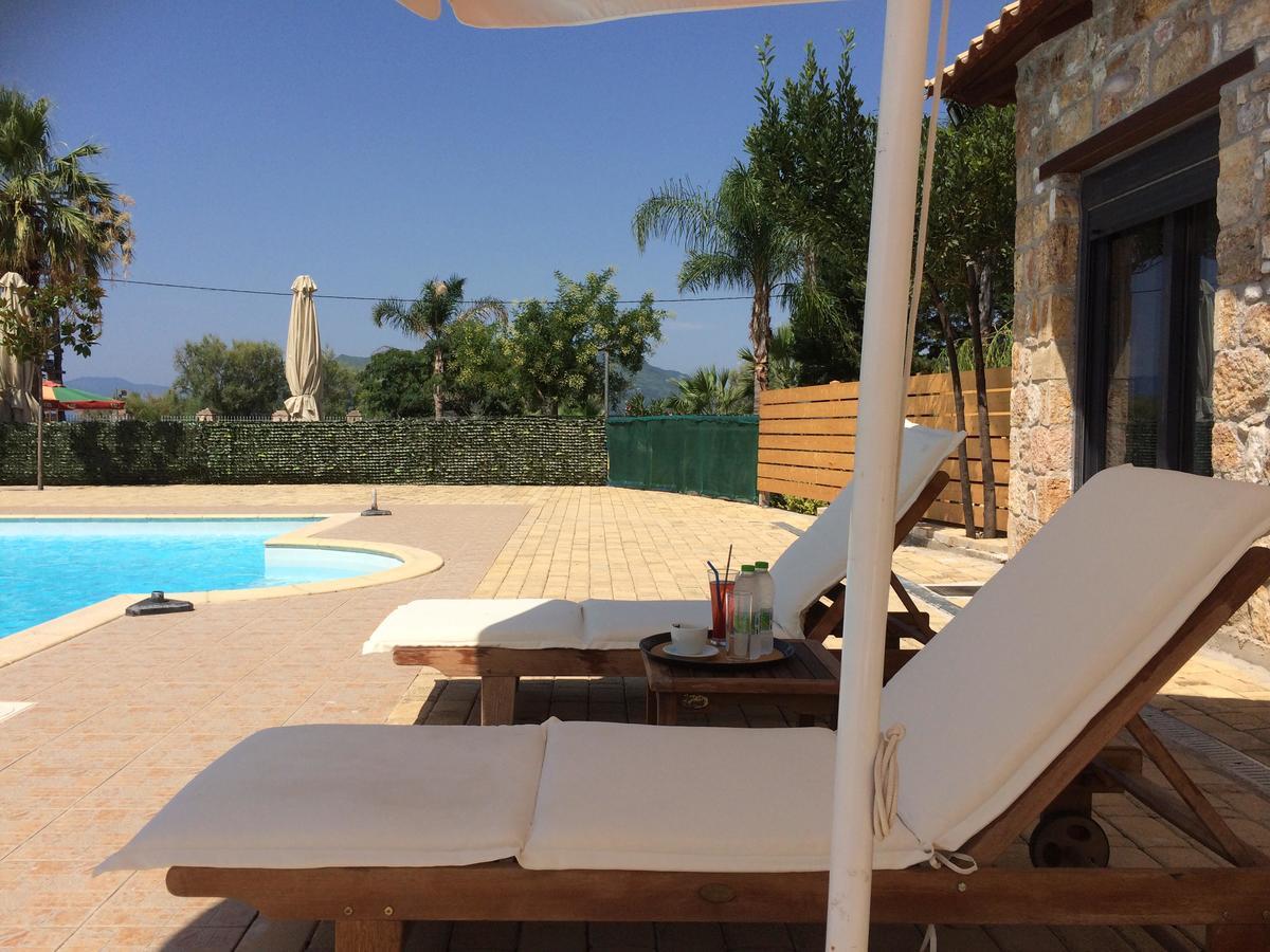 Almyra Holiday Village Edipsos Esterno foto